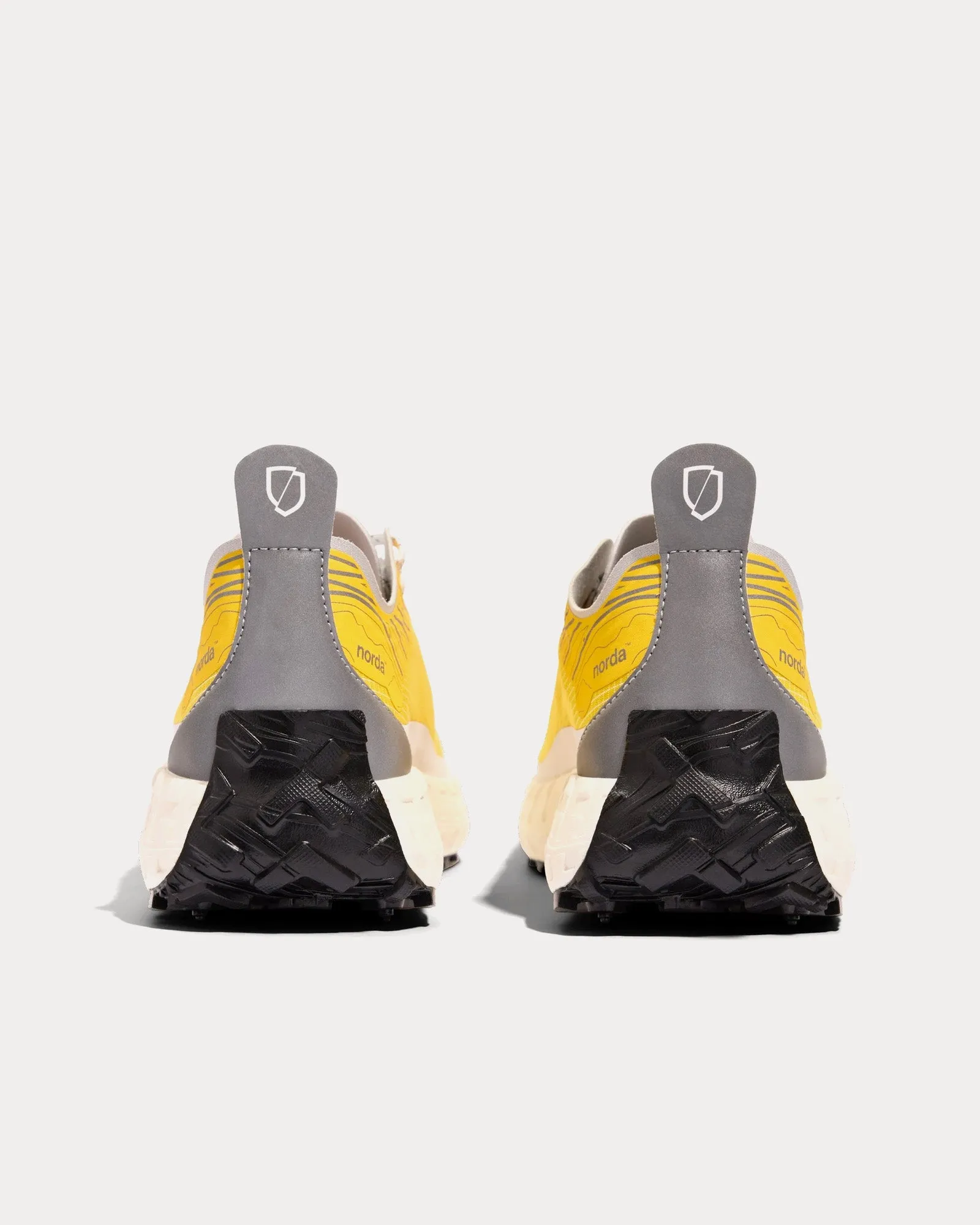 001 Parhelion Running Shoes