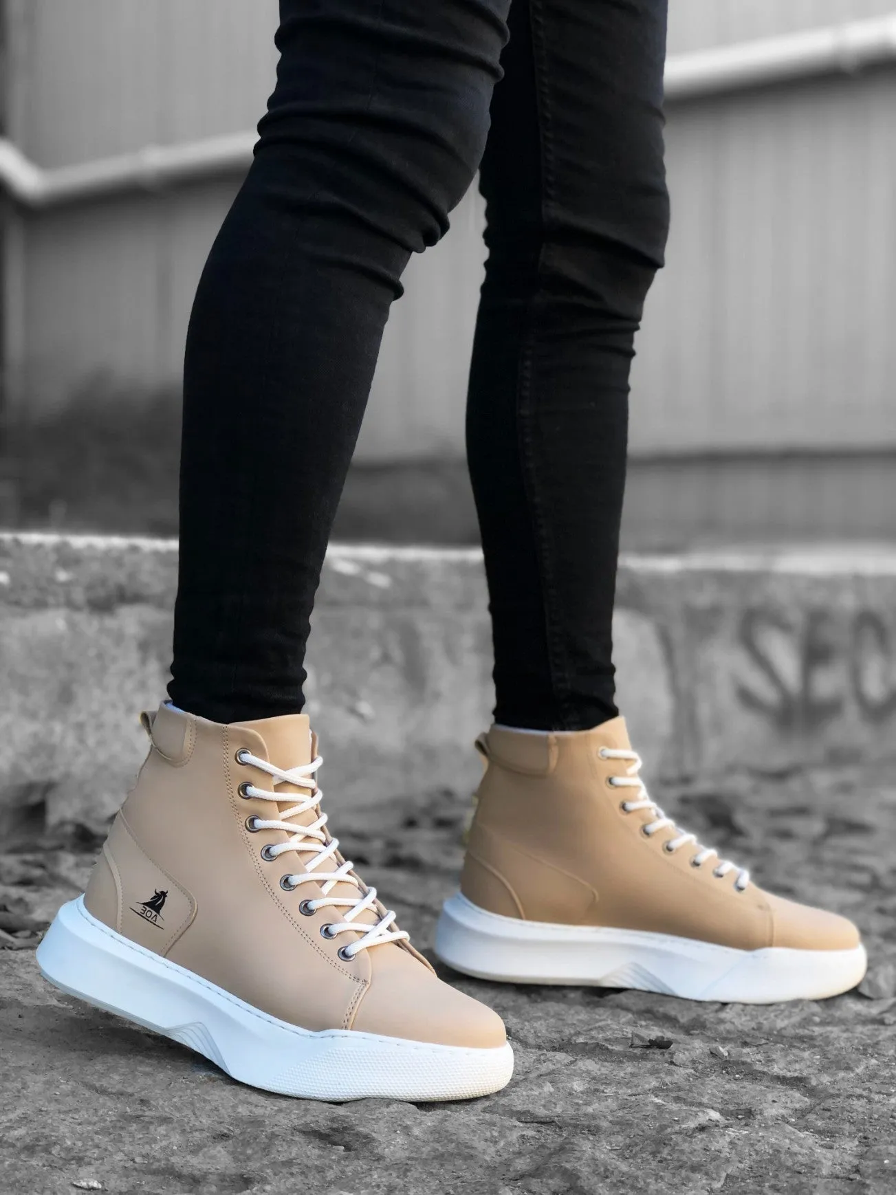 BA0155 Lace-up Men's High-Sole Cream White Sole Sports Boots