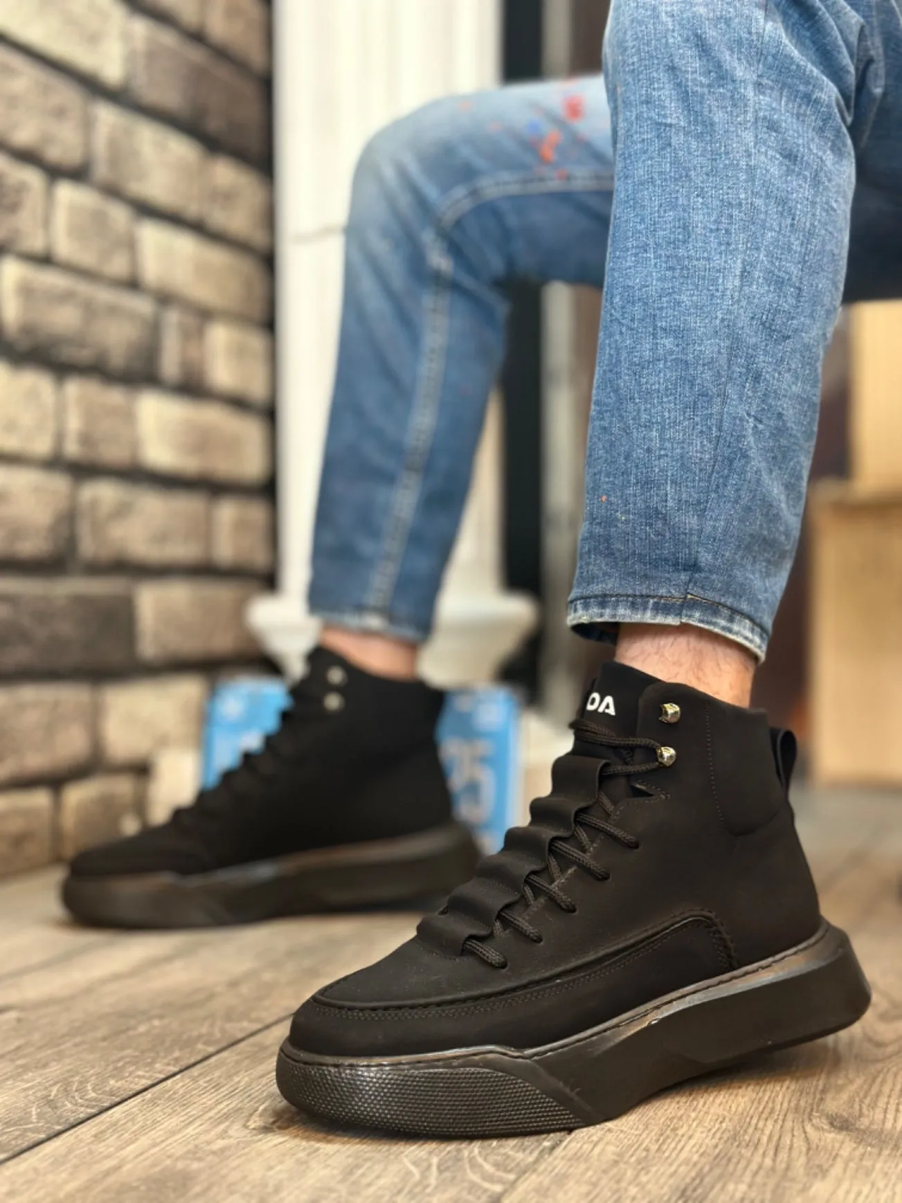 BA0321 Hidden Lace Men's High Sole Black Sports Boots