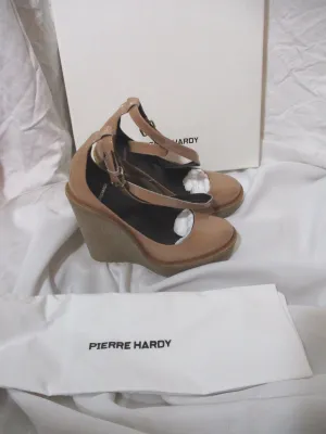 NEW PIERRE HARDY WEDGE High Heel Pump Round Toe Shoe 37 PATENT NUDE