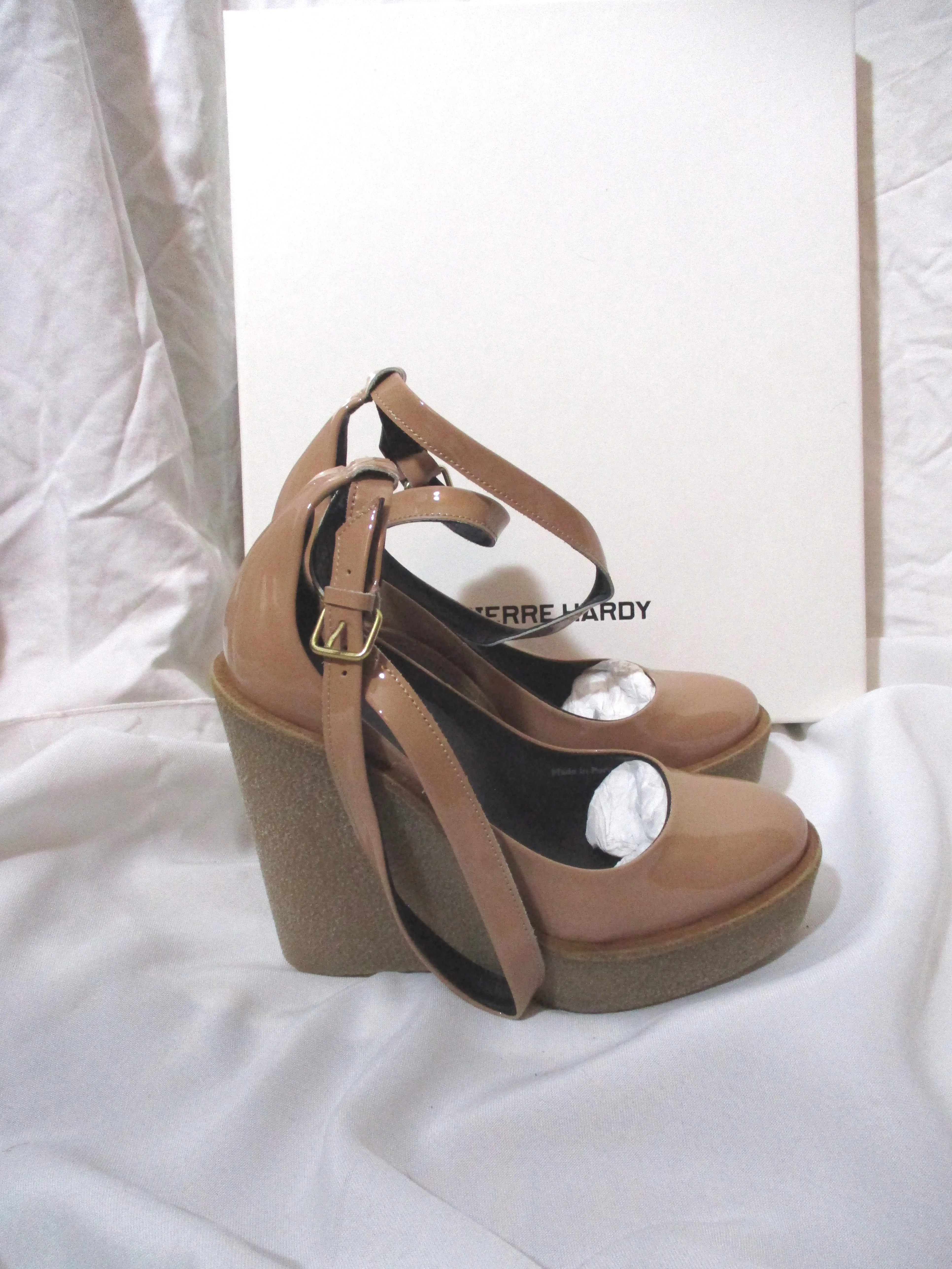 NEW PIERRE HARDY WEDGE High Heel Pump Round Toe Shoe 37 PATENT NUDE