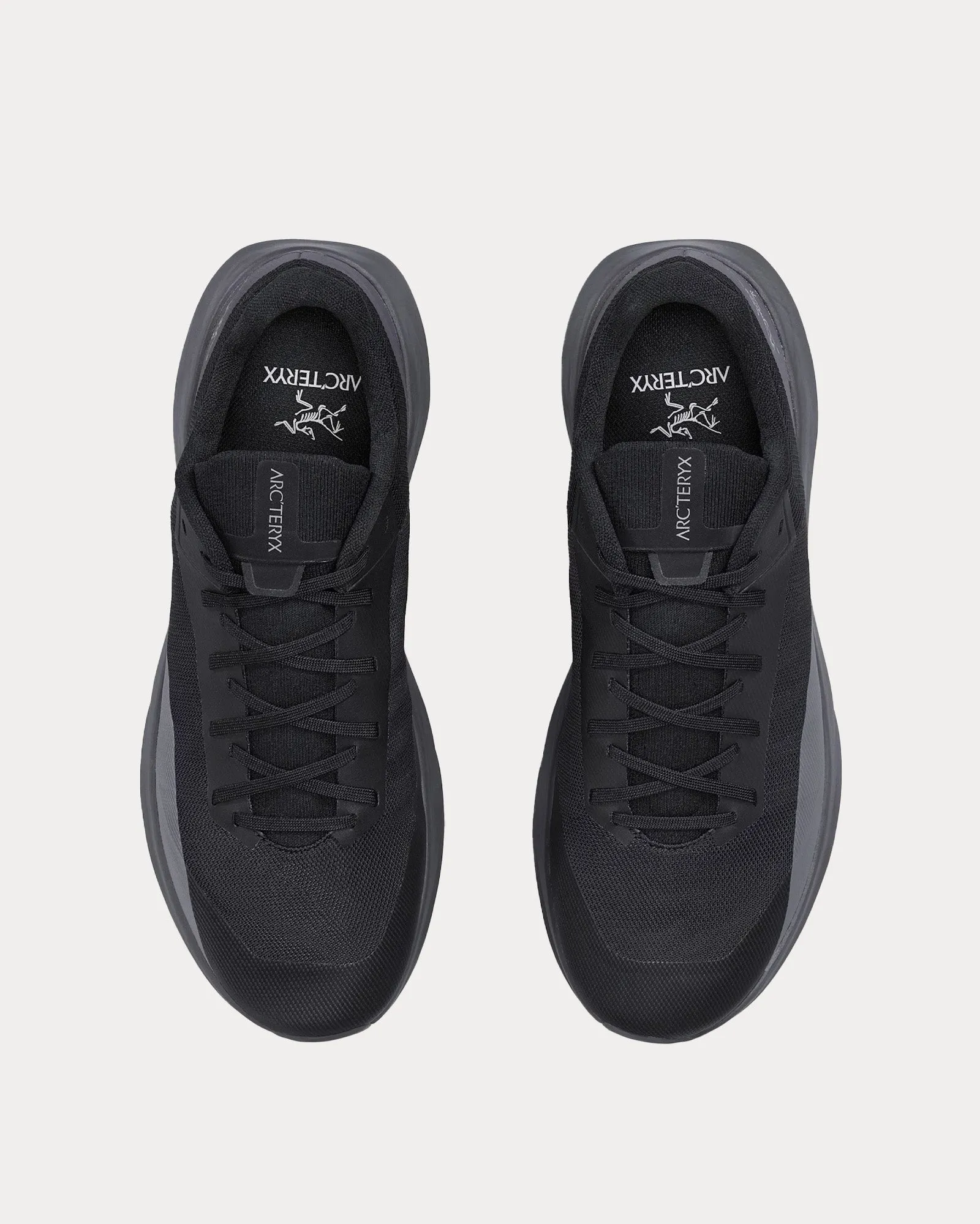 Norvan LD 4 Black / Cloud Running Shoes