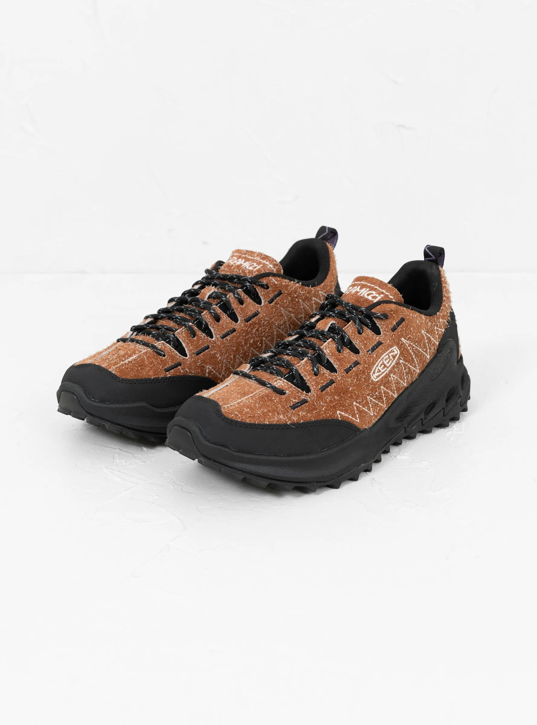x Gramicci Jasper Zionic Sorrel Horse & Black