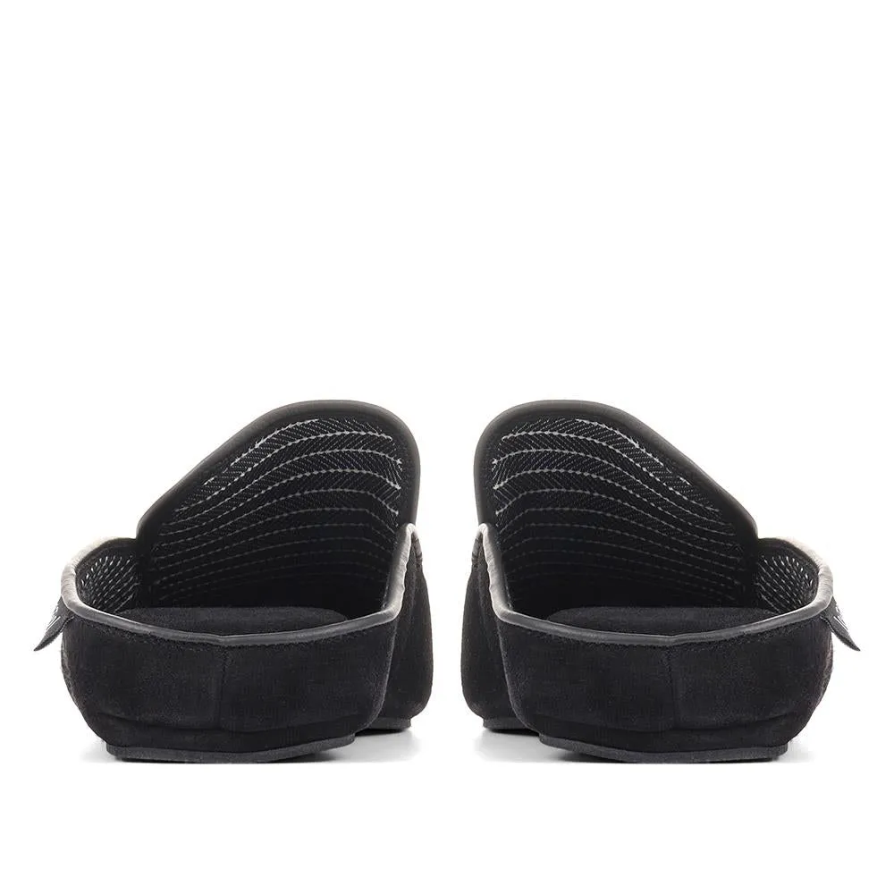 Yarmouth Leather Moccasin Slippers - YARMOUTH / 323 048